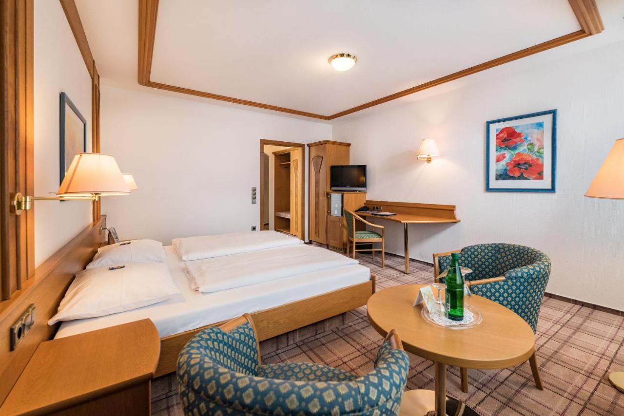 Goebels Hotel Zum Loewen Friedewald  Luaran gambar