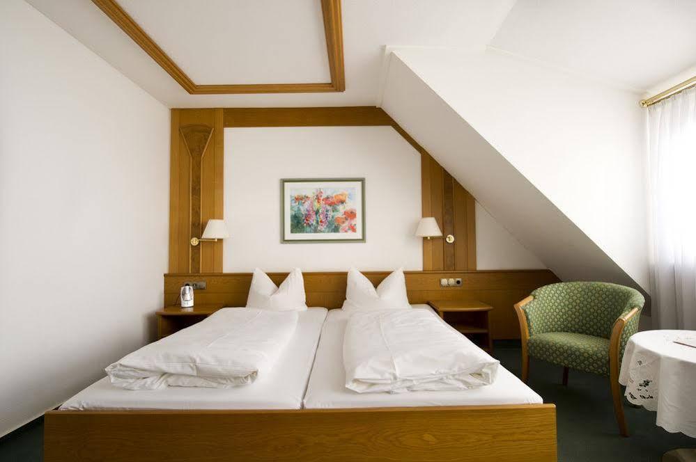 Goebels Hotel Zum Loewen Friedewald  Luaran gambar